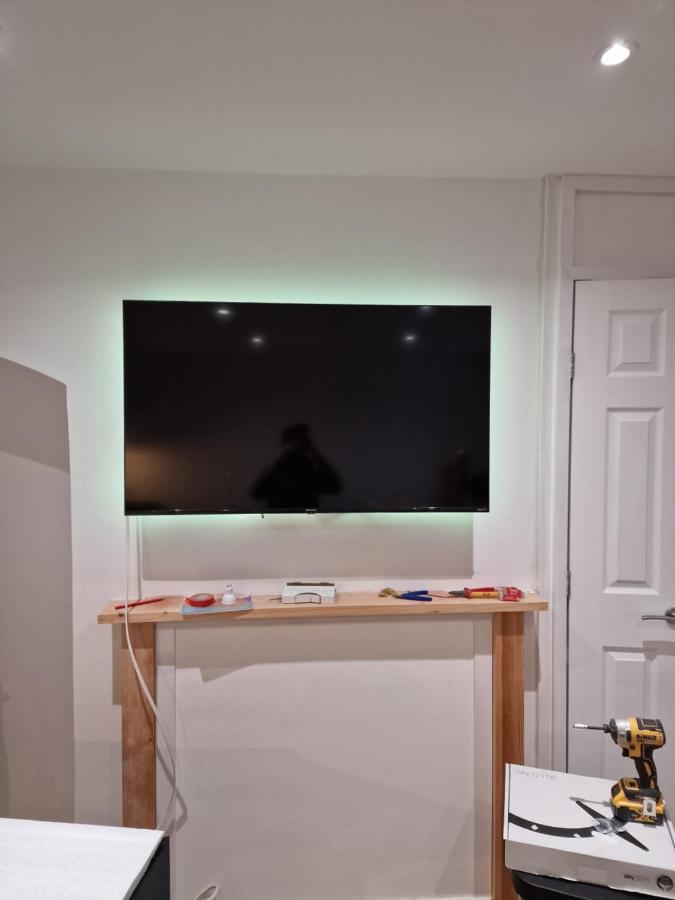 Balco Sherwood Apartment - 2 Bedrooms, 5 Beds - Sky Tv And Internet นอตติงแฮม ภายนอก รูปภาพ